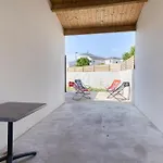 Charmante Maison Proche Hébergement de vacances *