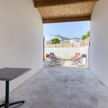 Charmante Maison Proche Nyaraló *